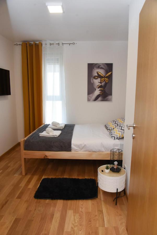 Millenium Apartment Soko Banja Exterior foto
